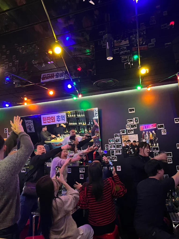 KTV Bar Image